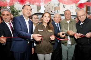 Ataşehir'de CHP İçerenköy Seçim Bürosu açıldı. 2018