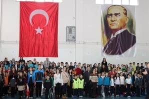 ATAŞEHİR'DE ÇOCUKLAR OYUN OYNADILAR, KAZANDILAR.