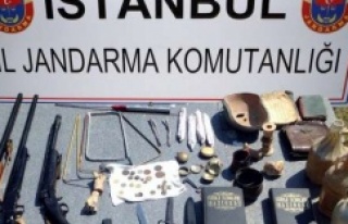 Tarihi Eser Kaçakcısına Jandarma Baskını
