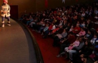 Maltepe'li Çocuklar “Karagöz”le sabırlı...