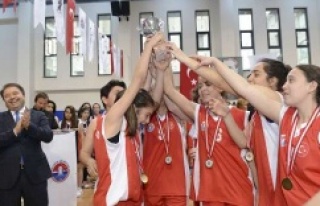 Amatör kulüplere Maltepe Belediyesi’nden destek