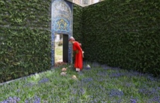 Kaplumbağa Terbiyecisi Osman Hamdi Bey’e Saygı