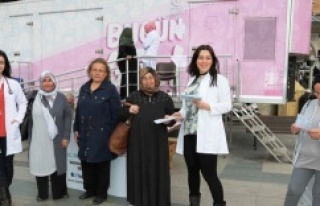 Beykoz'da Pembe Karavan Kanserden Koruyor