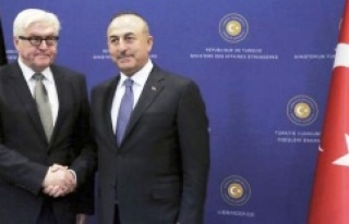 Almanya'dan Türk Kızılayı'na Suriye...