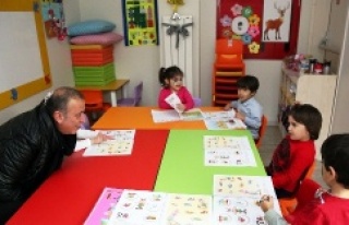 BAŞKAN İLGEZDİ FİDAN KALPLERİN YENİ YILINI KUTLADI