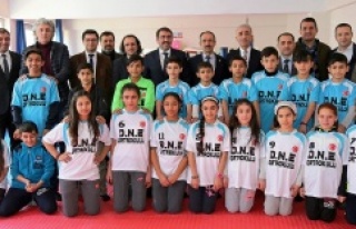 Ataşehir Duriye Nuriye Öğrencileri Spor sınıfına...