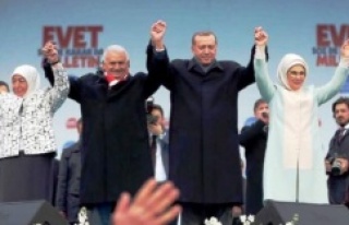 Tüm liderlerin özlemi olan bir değişimi hayata...