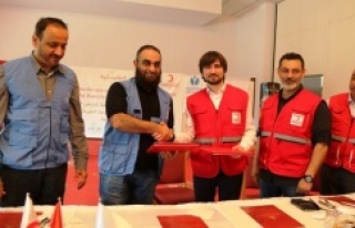 Türkiye Dünyaya İnsanlık Dersi Vermeyi Sürdürüyor