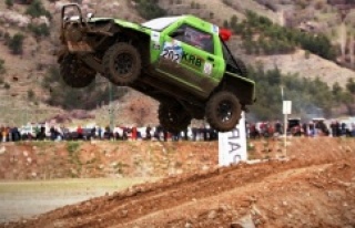 Vezirköprü´de Çifte Yarışlı Offroad Festivali