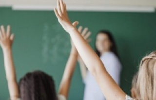 Başarılı olan Sözleşmeli öğretmenlere kadro...