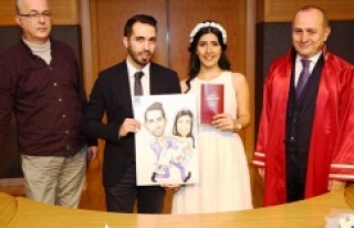 KADIKÖY’DE SEVGİLİLER GÜNÜ SÜRPRİZİ