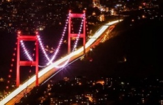 KÖPRÜLER PAKİSTAN İÇİN IŞIKLANDIRILACAK