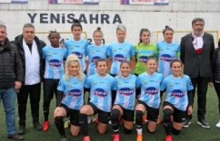 Ataşehir Belediyespor Futbol Takımı Slavia Prag'a...