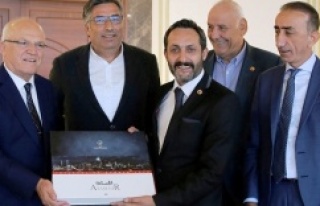 GAZETECİLERDEN İLHAMİ YILMAZ’A ZİYARET