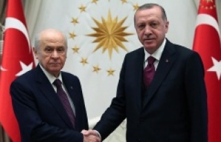 ERDOĞAN İLE BAHÇELİ GÖRÜŞTÜ