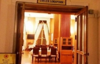 Meclis lokantası, Çorba 1, Kavurmalı Pilav 6 TL.