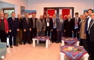 İSMAİL ERDEM, TRABZONLULARLA BİRARAYA GELDİ