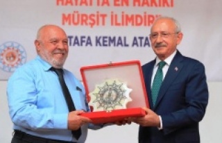 Hacı Bektaş Dostluk ve Barış Ödülü Musa Eroğlu'na...