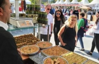 Gaziantep mutfağı Ataşehirlilerle buluştu.