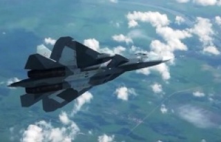 Su-57 savaş uçağının pilotsuz denemeleri yapılıyor