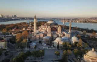 Ayasofya'da Tarihi Gün