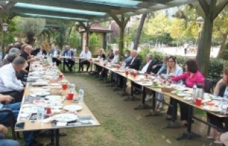 CHP Ataşehir İlçe Başkanlığı muhtarları ve...