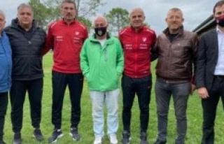 Oğuz Çetin ve Rüştü Reçber, Kadın futbol kulüp...