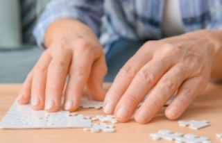 “Parkinson Hastalarını Beyin Pili Yaşama Bağlıyor”