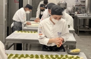 Baklava ustalığının incelikleri öğretilecek