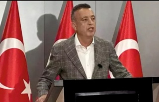 Battal İlgezdi, ‘Partide Bir Kıyım Hareketi Yapılıyor’