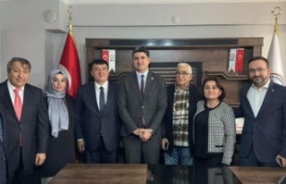 Onursal Adıgüzel ve Çelal Yalçın, Sivas Dernekler...
