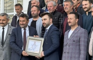 Orta ilçesinde MHP'den Ömer Bezci belediye...