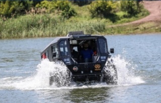 Bataklık ve Su Yüzeyinde Gidebilen Arazi Aracı