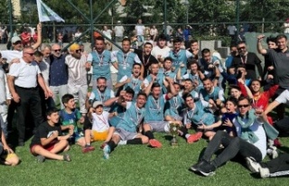 Ataşehir Esatpaşa Gençlerbirliği Spor gümbür...
