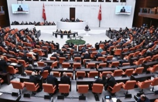 26 MADDELİK TORBA YASA TEKLİFİ KABUL EDİLDİ