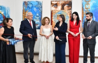 Atatürk sevdalısı bir ressam: Ayşe Can