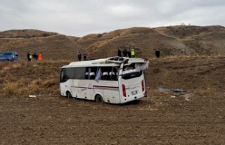 İstanbul'dan Çorum’a cenazeye giden midibüs...