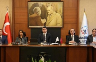 BAŞKAN ADIGÜZEL, YENİ HAFTAYA TOPLANTIYLA BAŞLADI