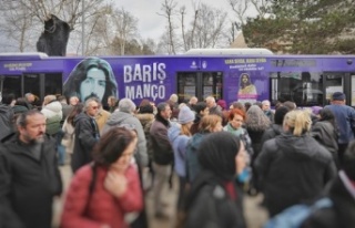 İETT’DEN BARIŞ MANÇO’YA VEFA OTOBÜSÜ