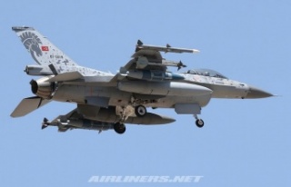 Türkiye’nin İlk “F-16 Özgür” Uçağı Gökyüzüyle...