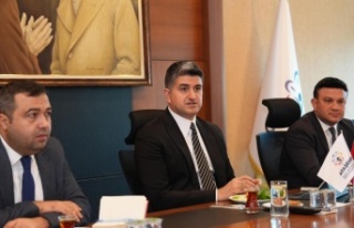  Başkan Onursal Adıgüzel Muhtarlarla Buluştu