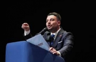 CHP Üsküdar’da Yeni Dönem: Berk Tütüncü İlçe...