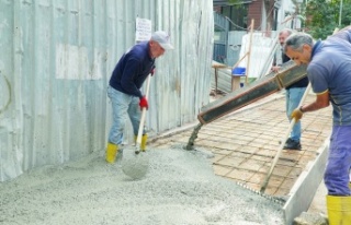 Kadıköy’de Yayalara Öncelik: Beton Kaplama Uygulaması...
