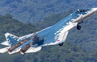 Rusya, İlk Kez Su-57 Savaş Uçağını İhraç Etti