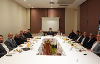 Başkan Adıgüzel Muhtarlarla Buluştu