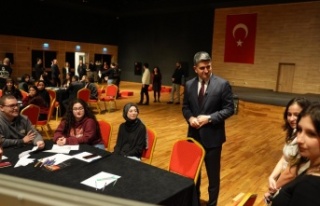 ATAŞEHİR'DE “GENÇLİK ZİRVESİ” İLHAM...