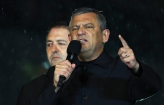 Özgür Özel Ataşehir’den Yüklendi: "Vatan...