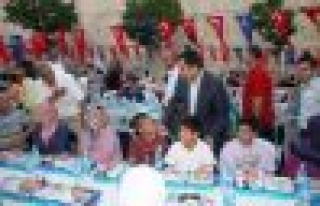 Ak Parti’den Yenisahra’da Sokakta Toplu İftar...