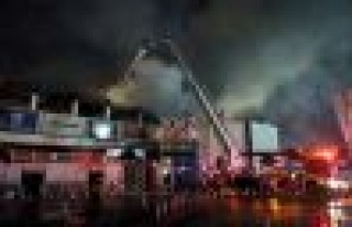 Alışveriş Merkezinde Yangın Çıktı