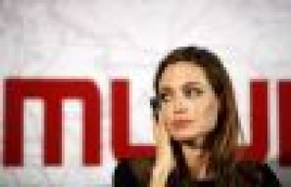 Angelina Jolie, yönetmenliğini yaptığı film nedeniyle...